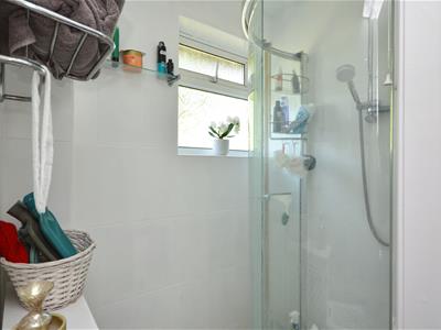 Ensuite Shower Room